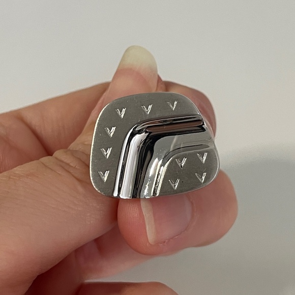 Anson Cufflinks and Tie Clip Set - Picture 6 of 8